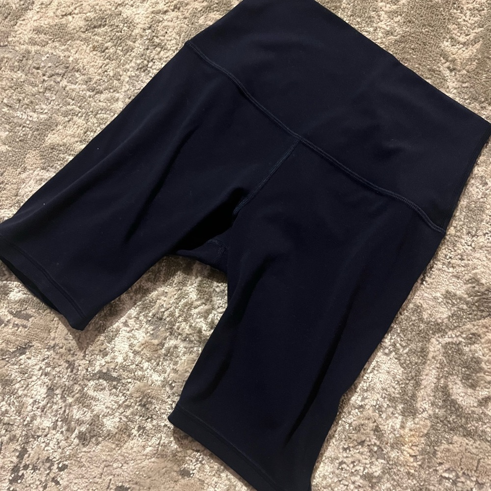 Lulu lemon allign shorts 6”